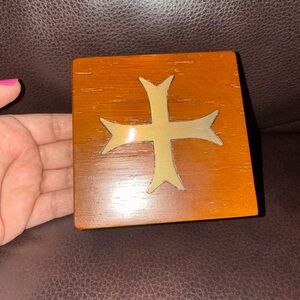 Wooden trinket box metal inlay cross VTG